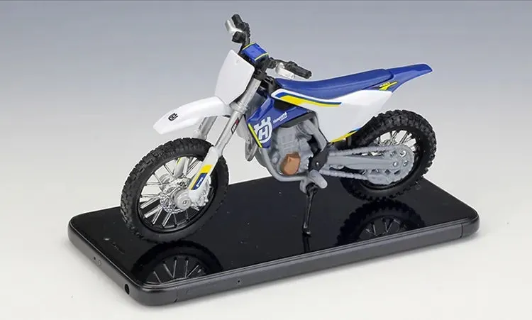 1:18 Husqvarna 2016 FC 450
