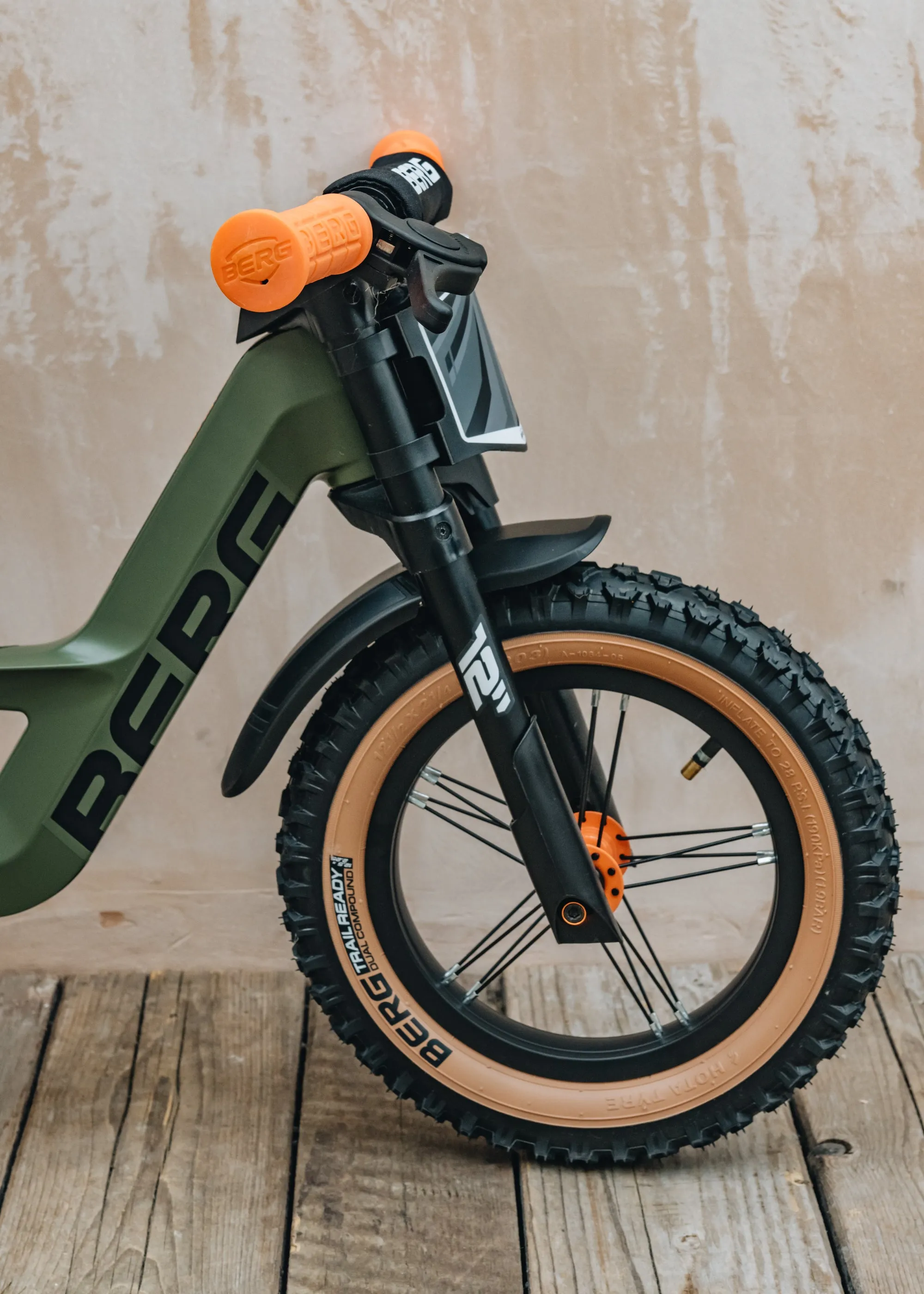 Biky Trail Green Balance Bike with Handbrake